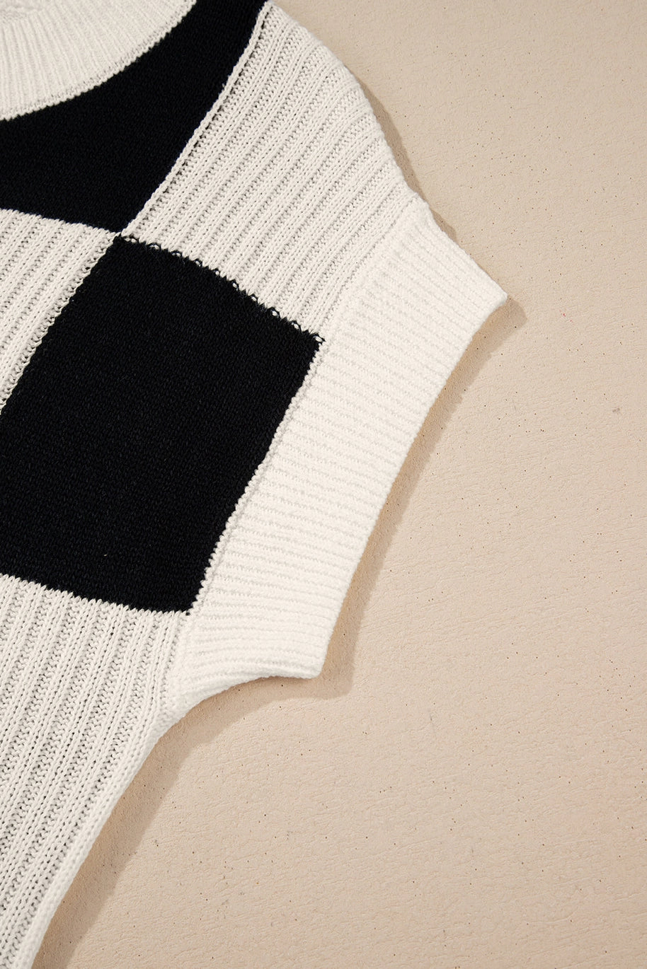 Khaki Checkered Short Sleeve Sweater